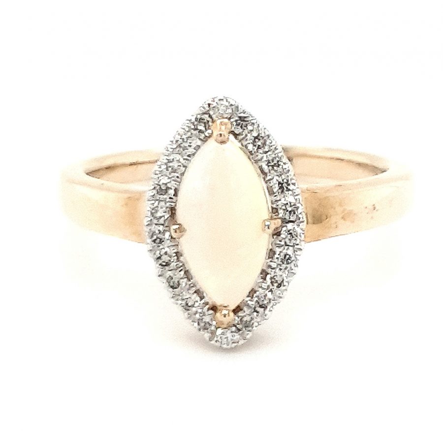 9ct Gold Opal and Diamond Cluster Ring