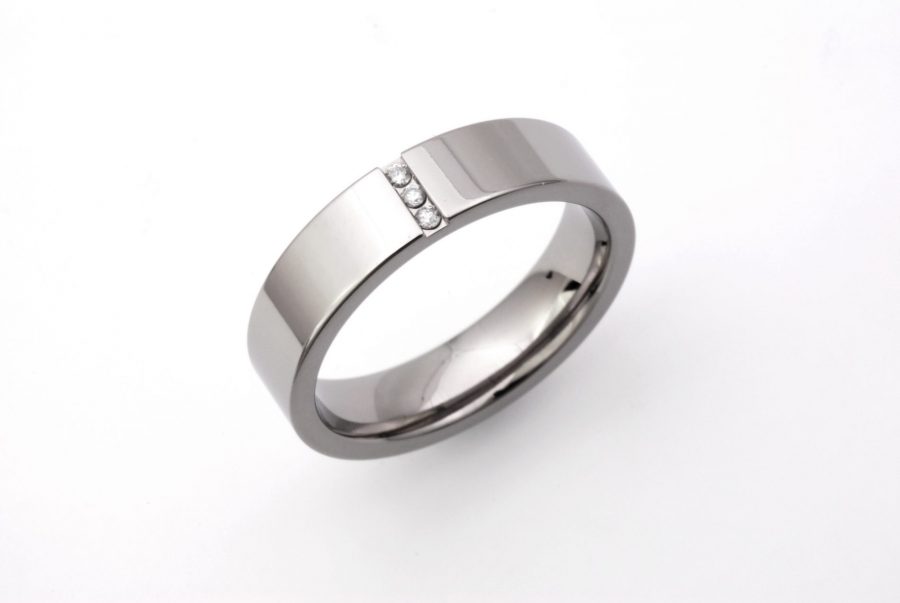 Unique Gents Titanium Diamond Ring