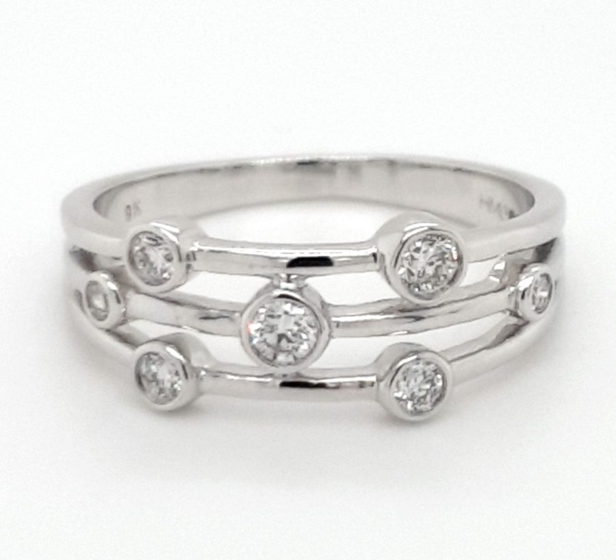 9ct White Gold Diamond Bubble Dress Ring