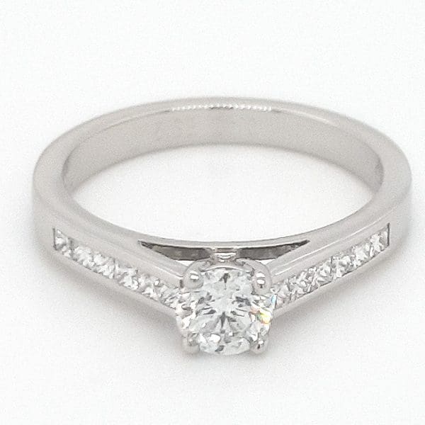 Platinum Diamond Engagement Ring